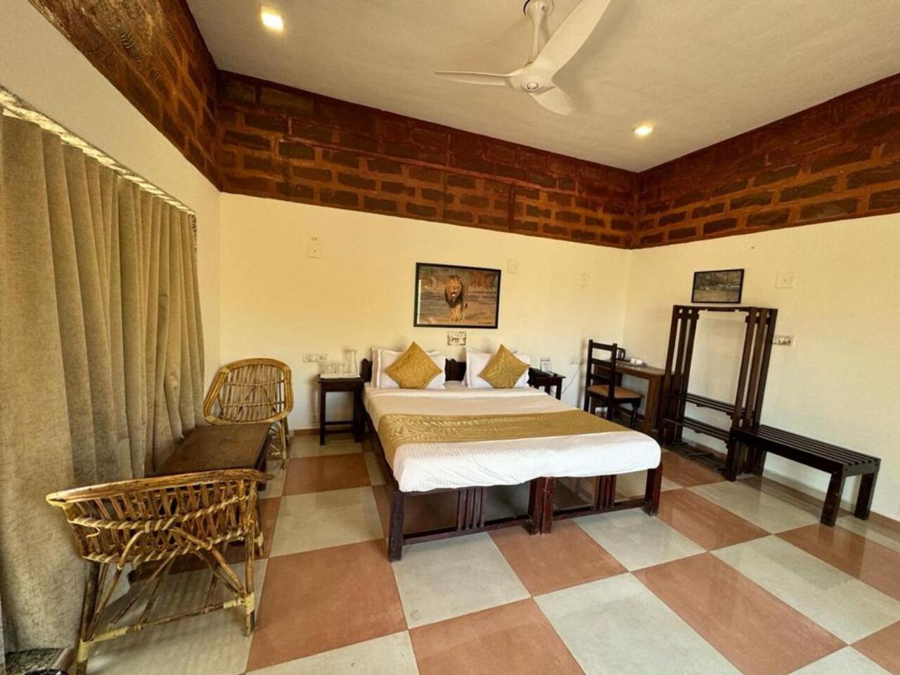 เฆียร ไลอ้อน พอว์ รีสอร์ต พร้อมสระว่ายน้ำ Hotel ชาซันเกอร์ ภายนอก รูปภาพ