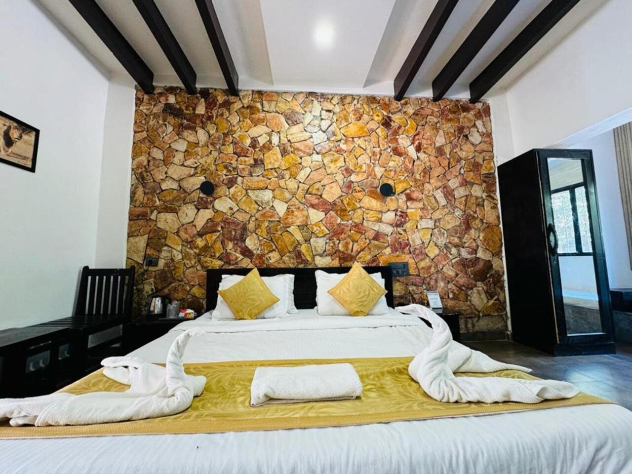 เฆียร ไลอ้อน พอว์ รีสอร์ต พร้อมสระว่ายน้ำ Hotel ชาซันเกอร์ ภายนอก รูปภาพ
