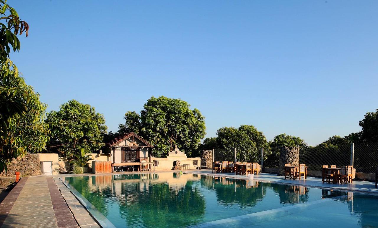 เฆียร ไลอ้อน พอว์ รีสอร์ต พร้อมสระว่ายน้ำ Hotel ชาซันเกอร์ ภายนอก รูปภาพ